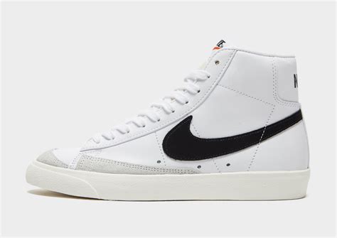 nike blazer mid 77 damen snipes|NIKE Blazer Mid '77 Sneaker in Weiß bei SNIPES .